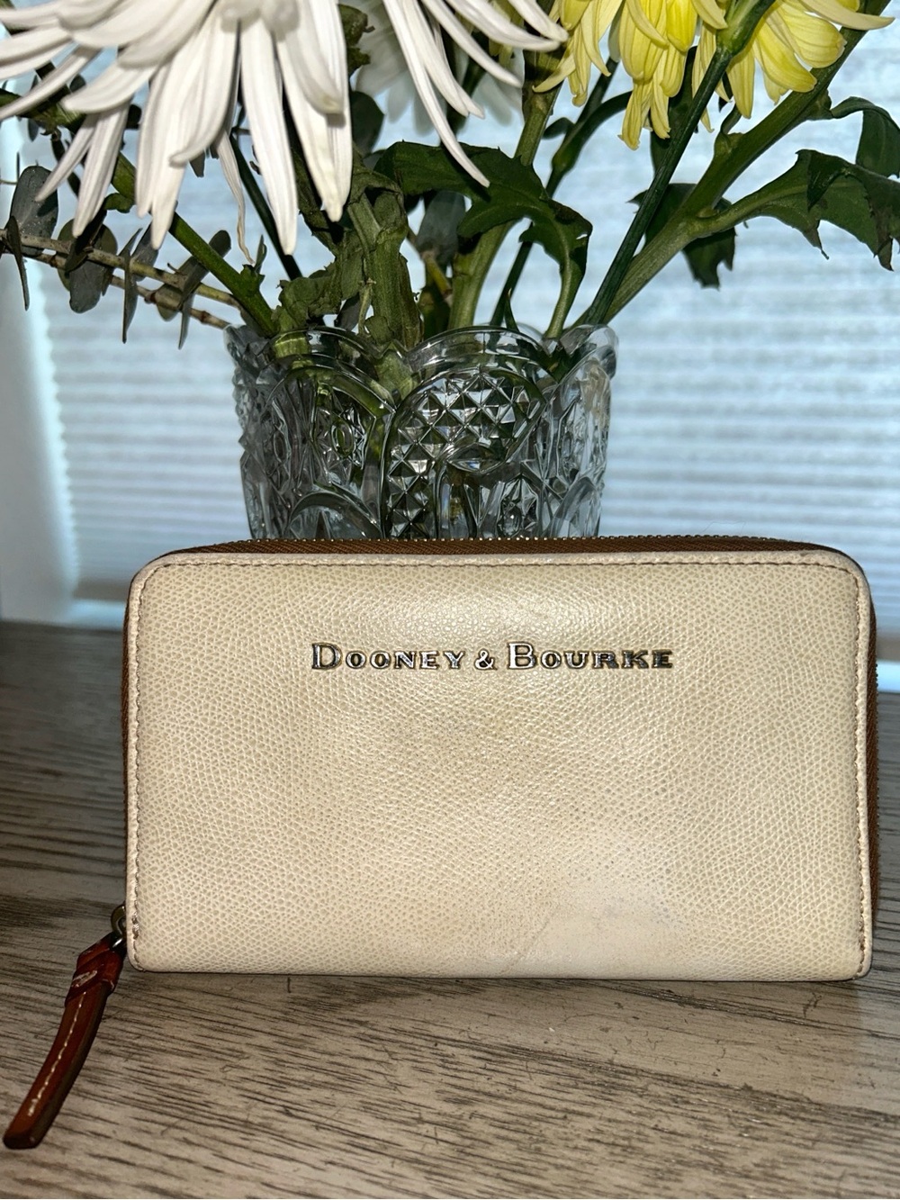 Rehab Dooney Zip phone Wallet